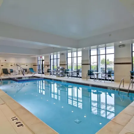 Hampton Inn & Suites Detroit/Troy