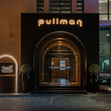 Pullman Dubai Jumeirah Lakes Towers - Hotel & Residence