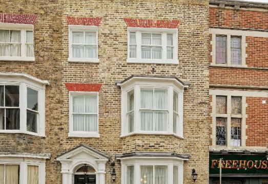 Old Town House by Ezestays - Housity