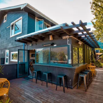 The Black Sheep Backpackers โรงแรมใกล้อาร์ตเบย์ แกลเลอรี