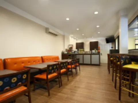 Days Inn by Wyndham Fultondale Hotels in Fultondale