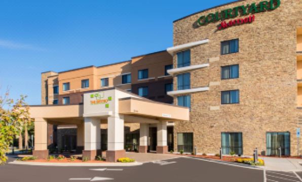 Courtyard Jacksonville