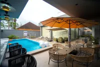 Greyfield Hotel & Apartments