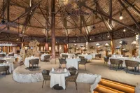 Le Tikehau by Pearl Resorts - breakfast