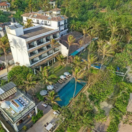 Naomi Beach Resort - Adults Only