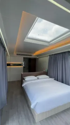 M VILLA AEK NATIO - 2-Star