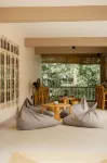 Backyard Bed & Kitchen - Pensions