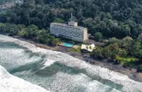 Grand Inna Samudra Beach Hotel - Beach