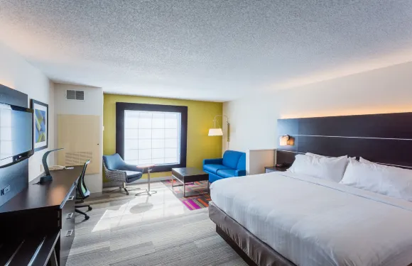 智選假日套房酒店閲讀