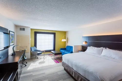 Holiday Inn Express & Suites Reading Airport Hotels in Spring Ridge