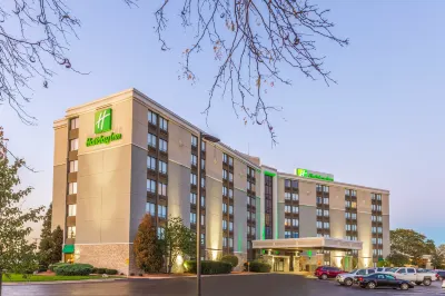 Holiday Inn Rockford(I-90&RT 20/State ST) Các khách sạn ở Rockford