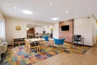 AmericInn by Wyndham Minot Hotel di Minot