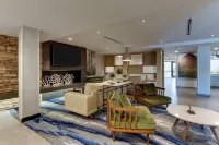 Fairfield Inn & Suites Southport - 3 estrellas