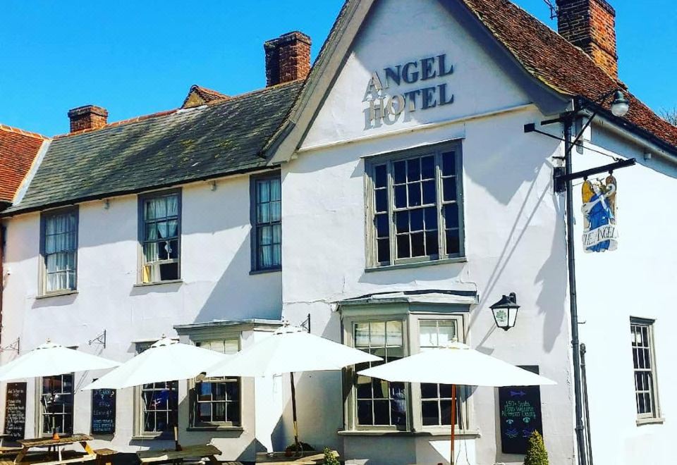 The Angel Hotel - Housity