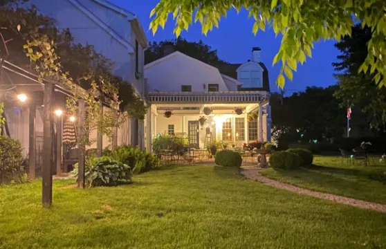 哈特福德南部/格拉斯頓伯裏康涅狄格河谷公寓