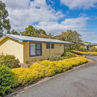 Marsden Court Apartments Hotels near Franklin-Gordon Wild Rivers National Park