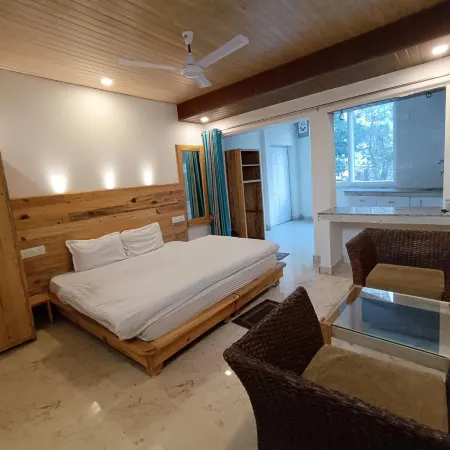 Hill Hoppers Hotel
