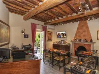 Art Gallery B&B Hotels in Capannori