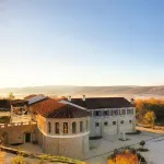Chateau Andre Các khách sạn ở Huyện Krymsky