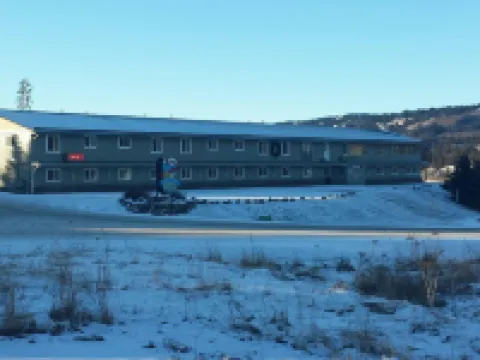 Beluga Lake Lodge Hotels in Homer