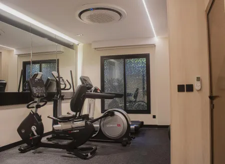 Palm Gate Hotel Suites