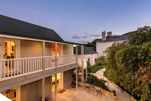Prospect Country House & Restaurant - parking