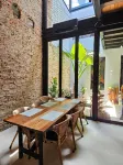 Kluenngam Cafe & Stay