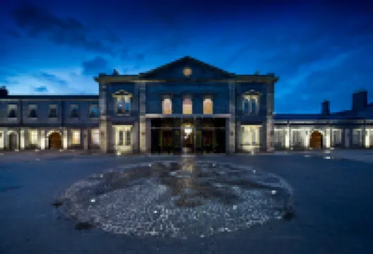 스테이션 사이드 펜트하우스