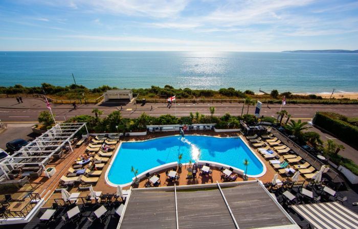 Cumberland Hotel - Oceana Collection