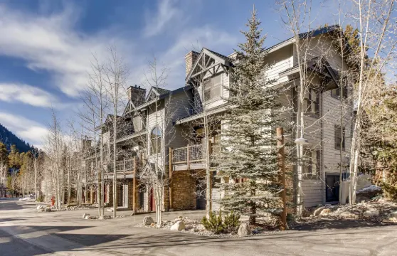 森林公寓-基斯通度假集團