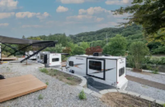 Cheonan Youseongnongwon Caravan