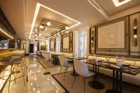 Myr Palacio Vallier - breakfast