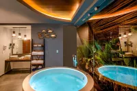 Mia Bacalar Luxury Resort & Spa