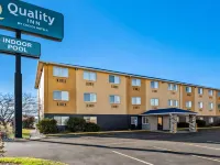 Quality Inn Dubuque on Hwy 20 Hotels in Dubuque