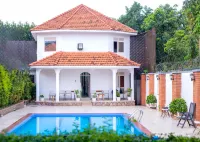 Infinity Hotel Kampala - Pools