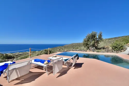 Dammusi Sciuvechi Resort - parcheggio