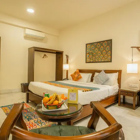 Tripli Hotels Shambhu Villas