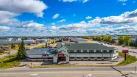 Ramada by Wyndham Nisku Edmonton Airport - Family