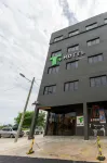 T Hotel SP Pekan Lama - parking