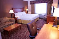Holiday Inn Express & Suites Pierre-Fort Pierre