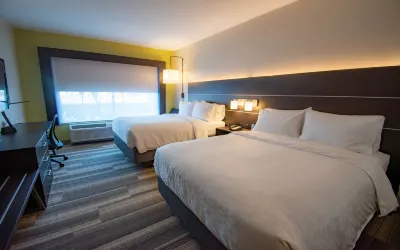 Holiday Inn Express & Suites Tonawanda - Buffalo Area Các khách sạn ở Getzville