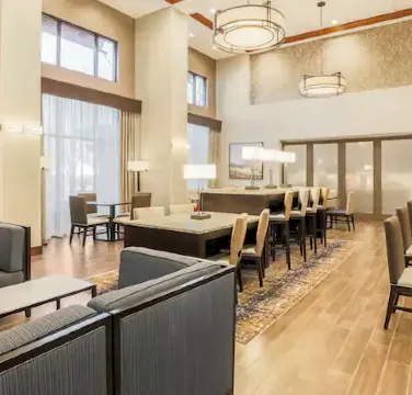 Hampton Inn & Suites Windsor - Sonoma Wine Country
