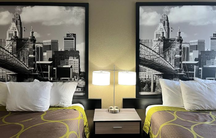 Super 8 by Wyndham Harrison OH
