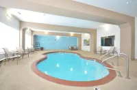 Holiday Inn Express & Suites Farmington by IHG