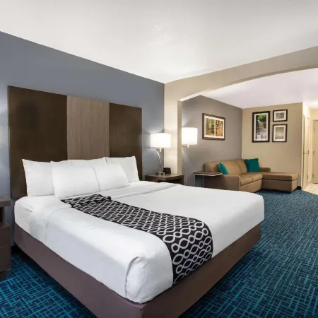 La Quinta Inn & Suites by Wyndham Peru Starved Rock St Park Hoteles en Peru