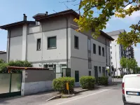 Residence Oasi di Monza Hoteles en Monza