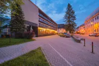 Hotel Gromada Zakopane - Bãi đậu xe