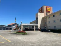 Hotel 10 Itajai/Navegantes - parking