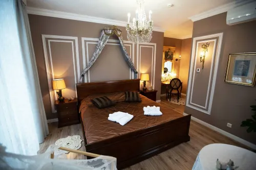 Dubrovskiy Boutique-Hotel