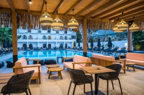 Heronissos Hotel